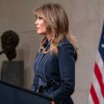 melania-side